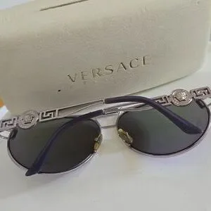 Versace | Accessories | Versace Shot Unisex Sunglasses Ve 26  display picture 3